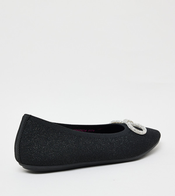 Skechers  - Black Casual Slip-ons