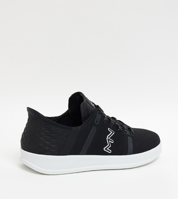 Skechers  Sneakers - Black Low Top