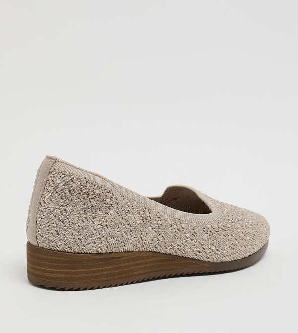 Skechers  Casual Slip-ons - Beige Casual Slip-ons