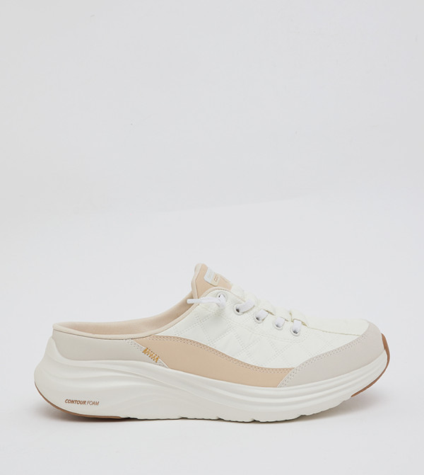 سكيتشرز  Slip-Ons - أبيض سهل الارتداء