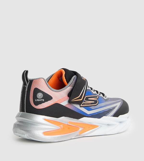 Skechers - Multi Low Top