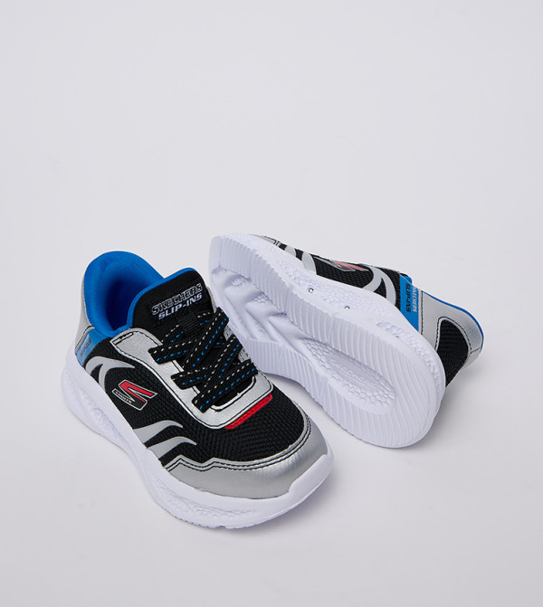Skechers  Footwear - Multi Low Top