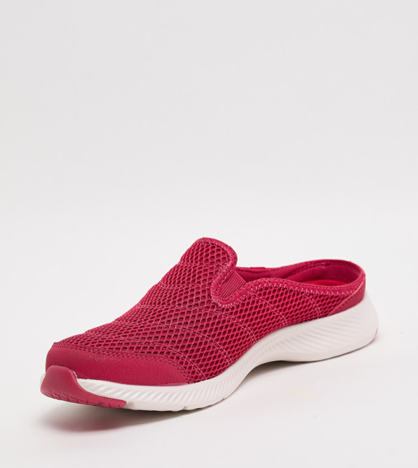 سكيتشرز  Slip-Ons - أحمر سهل الارتداء