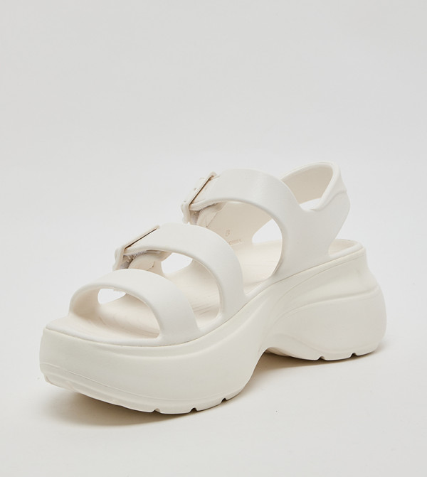 سكيتشرز  الصنادل المسطحة - أبيض Flat Sandals