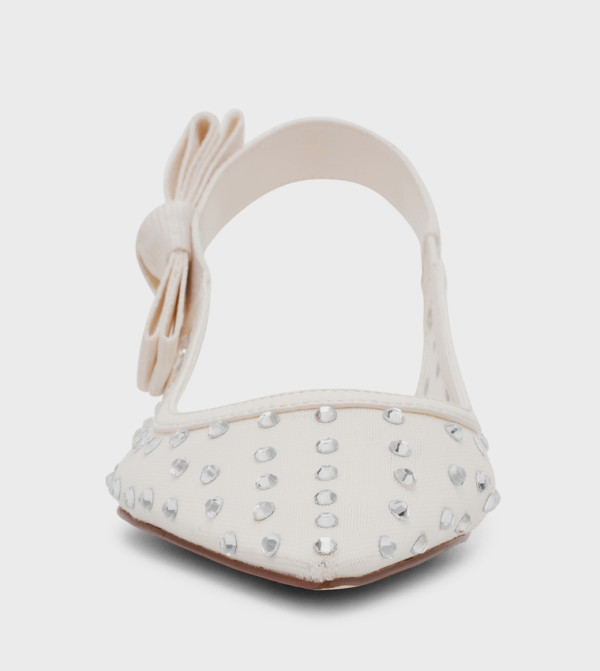 Steve Madden Steve Madden - Beige Flat Sandals