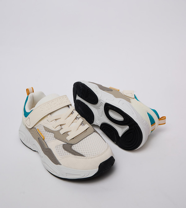 Skechers  - Beige Low Top