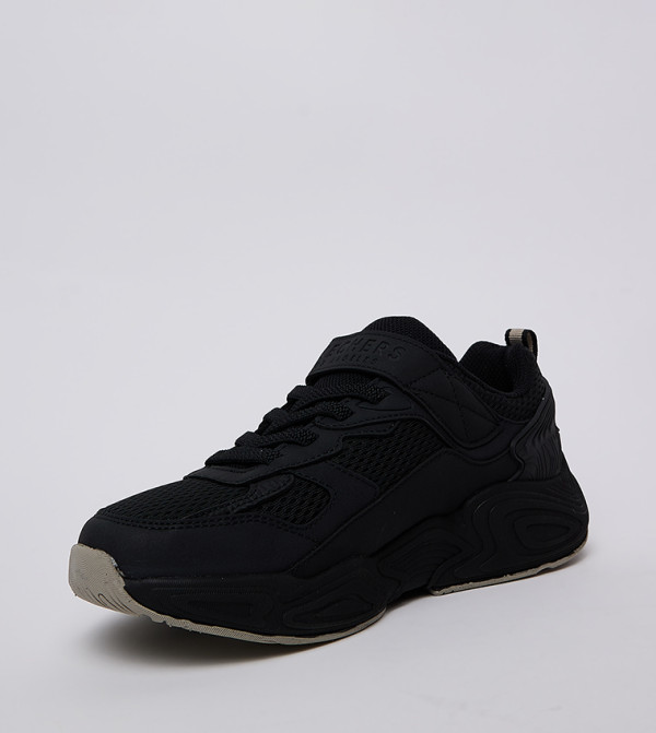 Skechers  - Black Low Top
