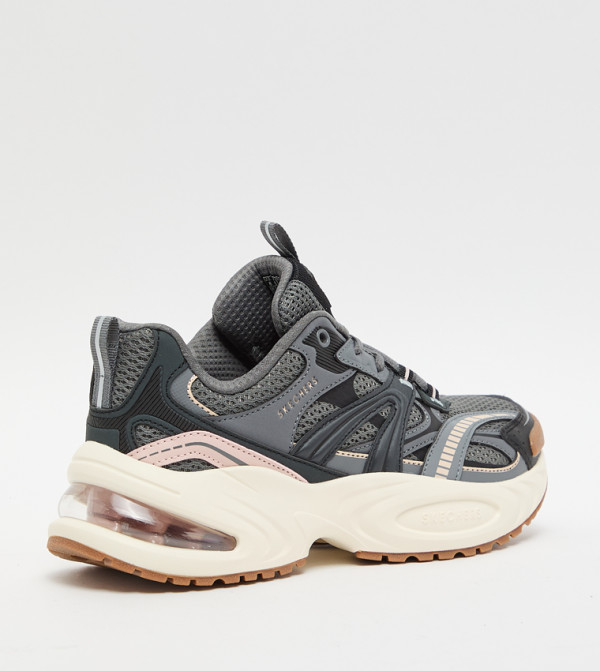 Skechers  - BLACK Low Top