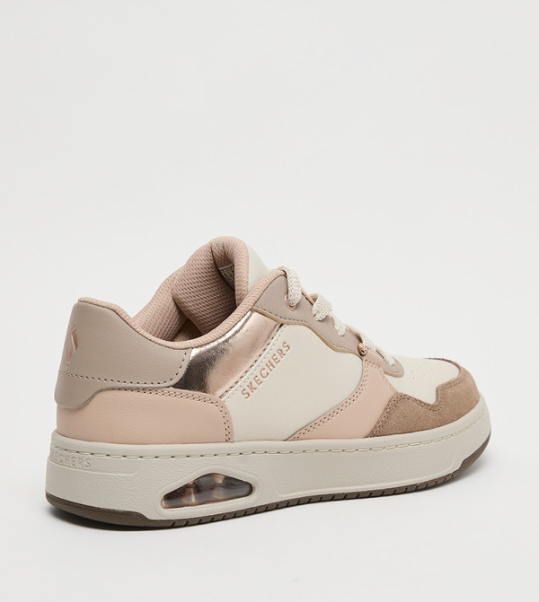 Skechers  - Multi Low Top