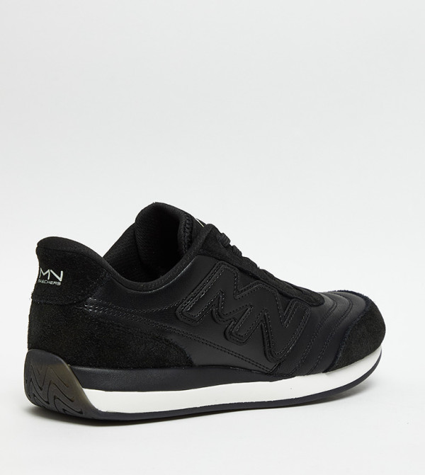 Skechers  - BLACK Low Top