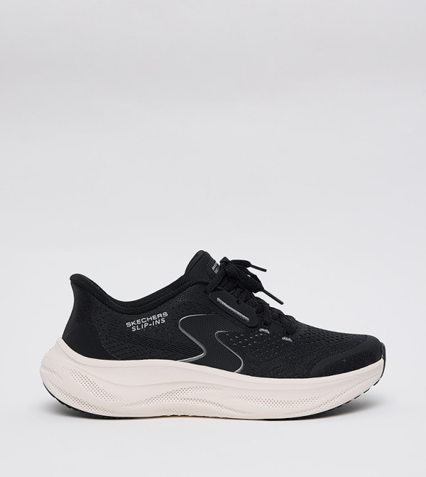 Skechers  Walking Shoes - Black Walking Shoes