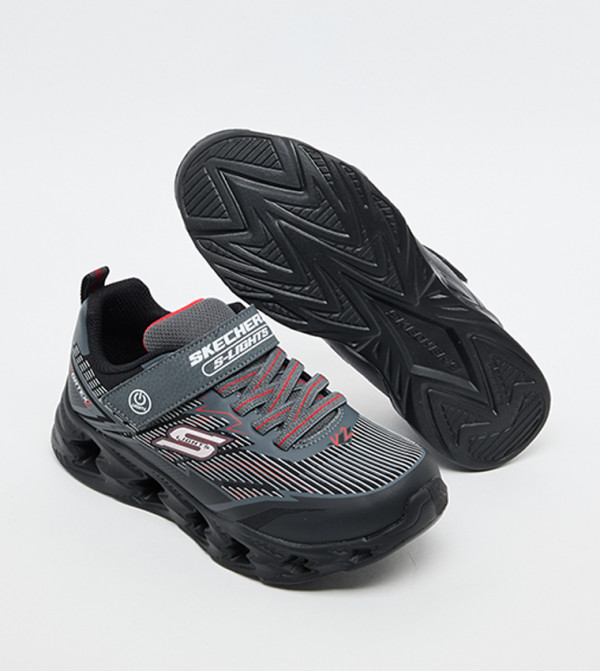 Skechers  - Multi Low Top