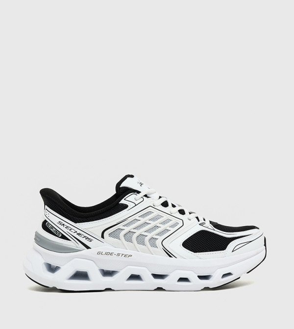 Skechers Low Top - White Low Top