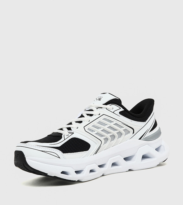Skechers Low Top - White Low Top