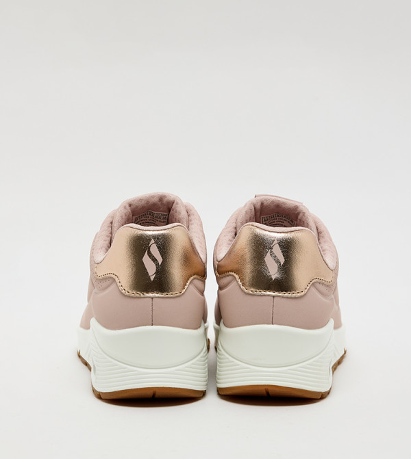 Skechers  Low Top - Pink Low Top