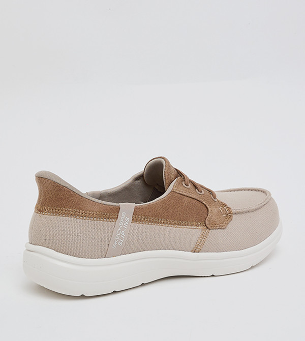 Skechers  - Taupe Low Top