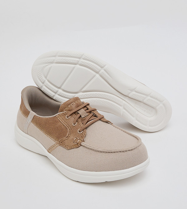 Skechers  - Taupe Low Top