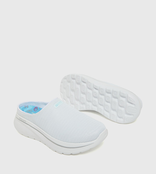 سكيتشرز سكيتشرز - أبيض سهل الارتداء