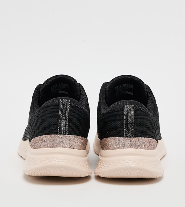 Skechers Skechers - BLACK Low Top