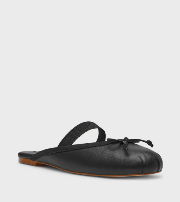 Steve Madden  Flat Shoes - Black undefined