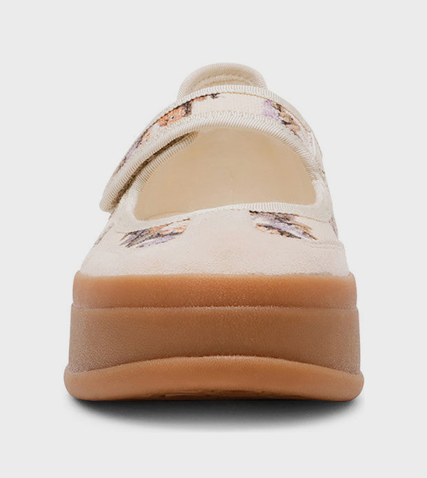 Steve Madden Steve Madden - Beige Casual Slip-ons