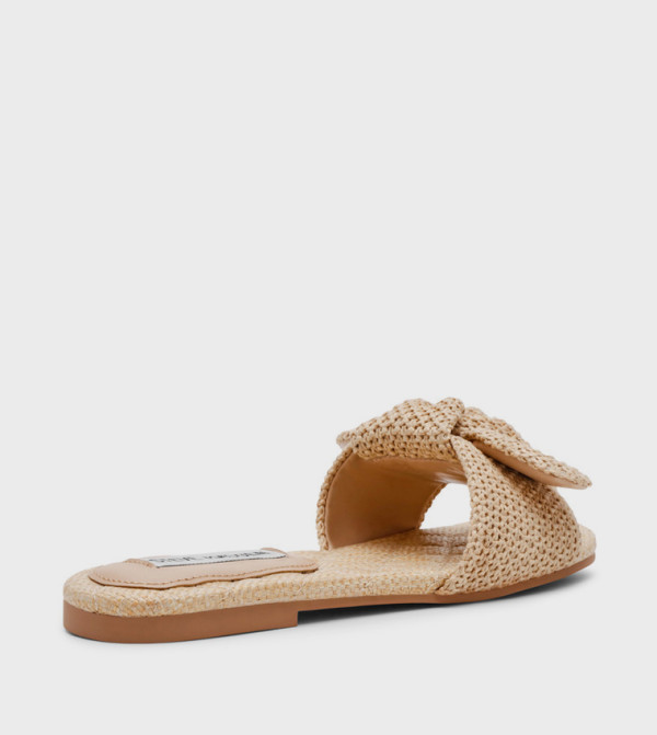 ستيف مادن  الصنادل المسطحة - بيج Flat Sandals