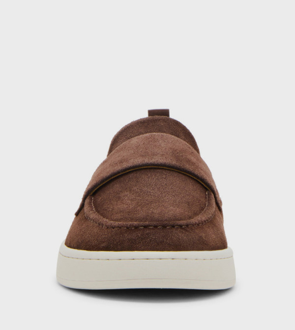 ستيف مادن ستيف مادن - بني  undefined