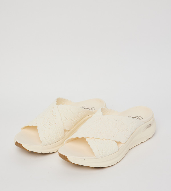 Skechers Skechers - Cream Platforms