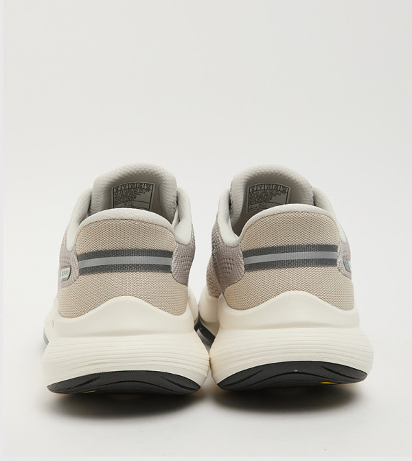 Skechers Skechers - Beige Walking Shoes