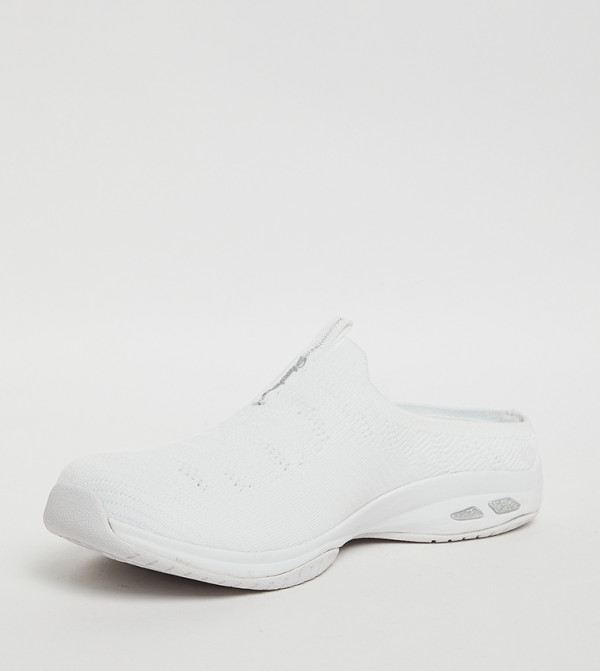 Skechers Skechers - White Casual Slip-ons