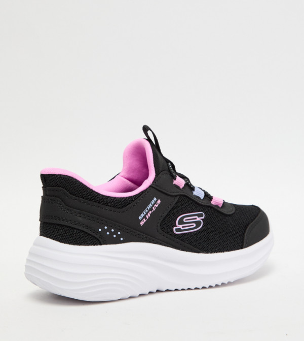 Skechers Skechers - BLACK Casual Slip-On's