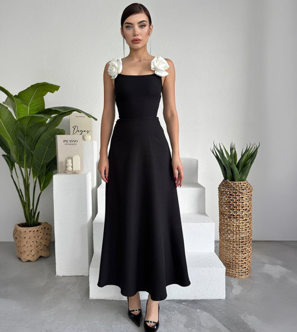 Lovebox Lovebox - BLACK Midi Dresses