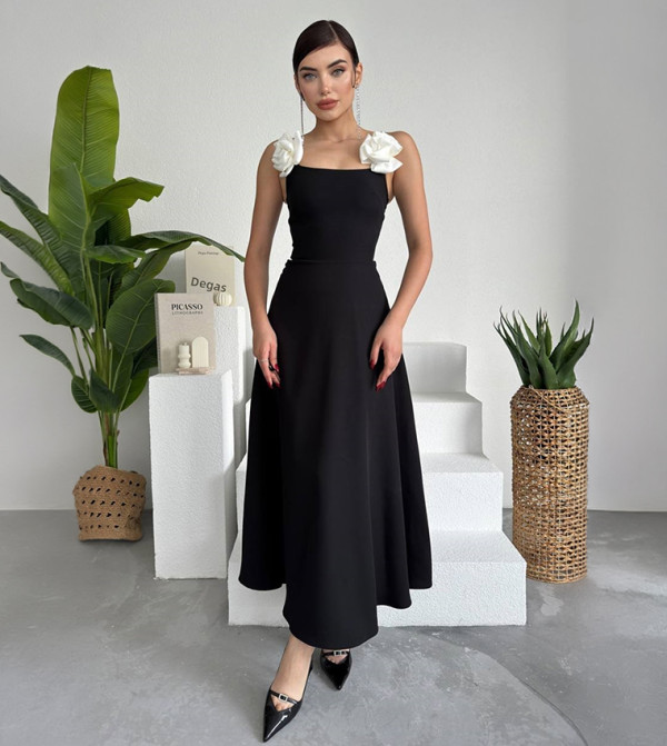 Lovebox Lovebox - BLACK Midi Dresses