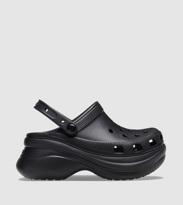 Crocs  de918cca-6ad6-486a-a3bd-4e4029b43c23 - Black Sandals
