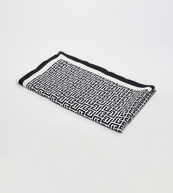 أر آند بي  أوشحة منسوجة  - عاجي  Woven Scarves