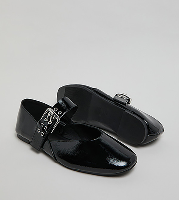 R&B Shoes - BLACK undefined