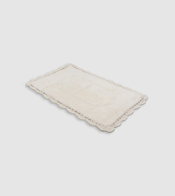 R&B Bathmats & Curtains - Ivory Bathmats & Curtains