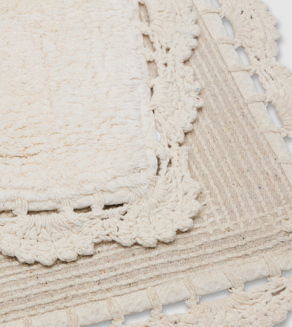 R&B Bathmats & Curtains - Ivory Bathmats & Curtains