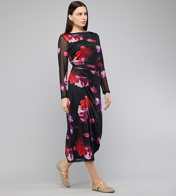 أر آند بي  فساتين - أسود Midi Dresses