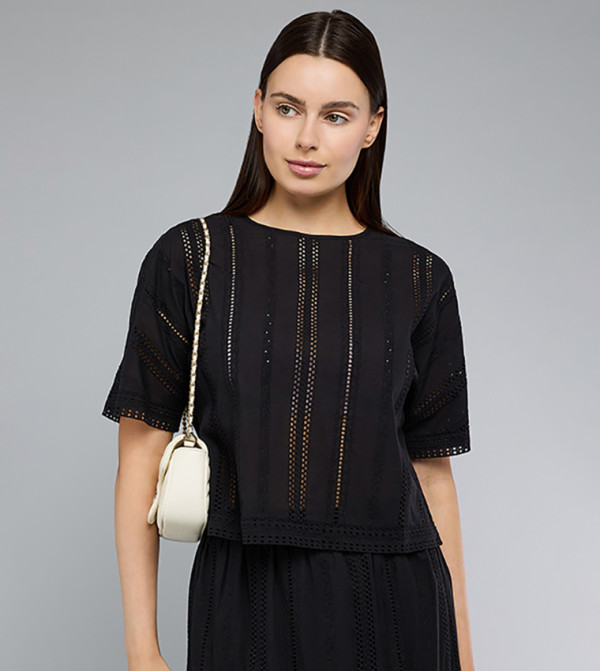 أر آند بي  توبات كاجوال  - أسود Casual Tops