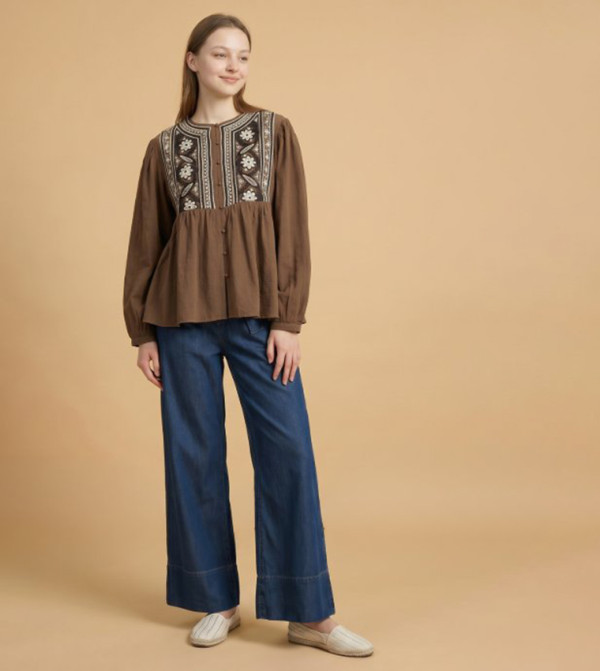 أر آند بي  توبات كاجوال  - بني  Casual Tops