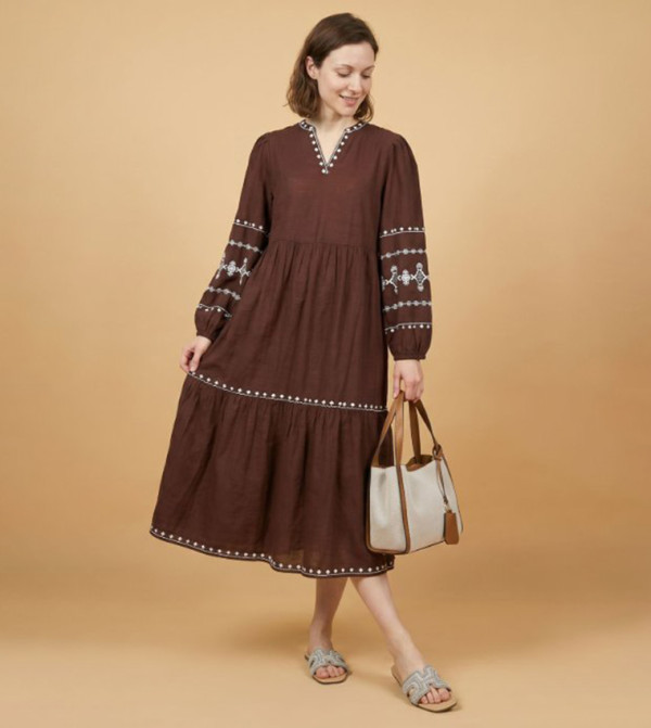 أر آند بي  فساتين كاجوال - بني  Midi Dresses