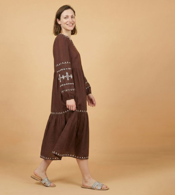 أر آند بي  فساتين كاجوال - بني  Midi Dresses