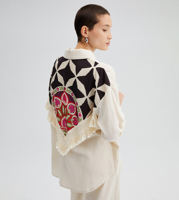 توشيه بريف توشيه بريف - أوف وايت قمصان