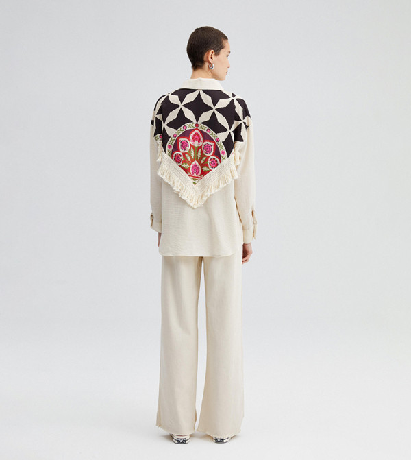 توشيه بريف توشيه بريف - أوف وايت قمصان