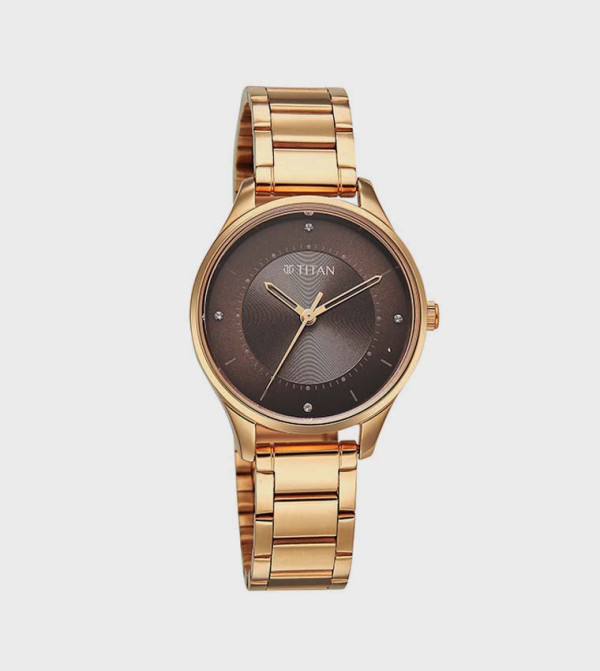 Titan  - Rose Gold undefined