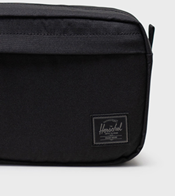 Herschel  Cosmetic Bags - Black Cosmetic Organizers