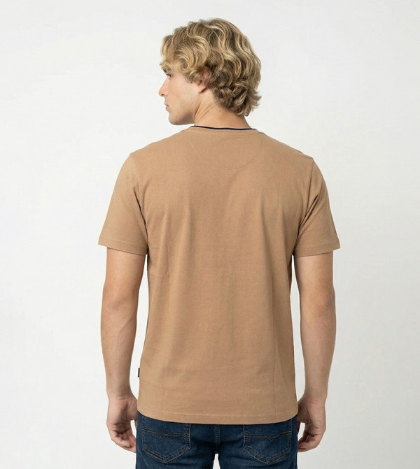 بيفرلي هيلز بولو كلوب  تيشرتات وبلايز - جلد الجمل Round Neck T-Shirts