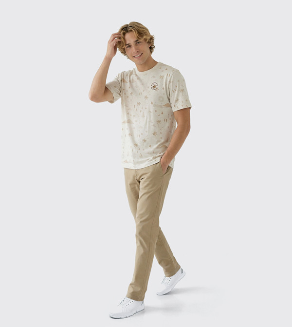 بيفرلي هيلز بولو كلوب  تيشيرتات كاجوال - أوف وايت  Round Neck T-Shirts