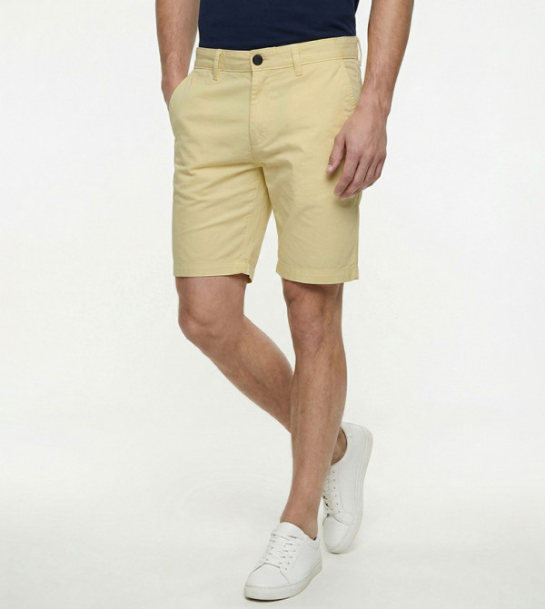 بيفرلي هيلز بولو كلوب بيفرلي هيلز بولو كلوب - أصفر شورت كاجوال